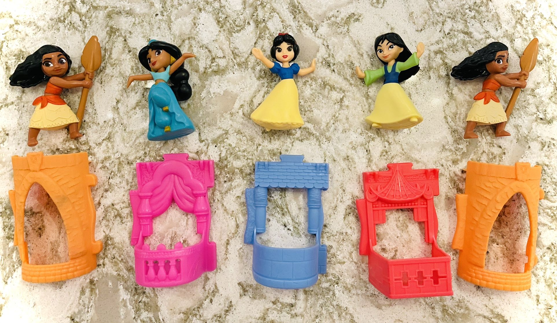 Mcdonalds Disney Princess Moana Jasmine Snow White Mulan Happy Meal Figurine Toys