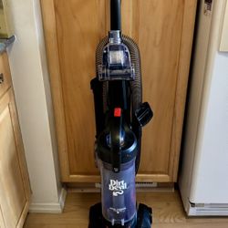 Dirt Devil Multi Surface Total Pet Upright Vacuum