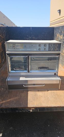 Vintage Frigidaire Flair Custom Imperial Electric Range