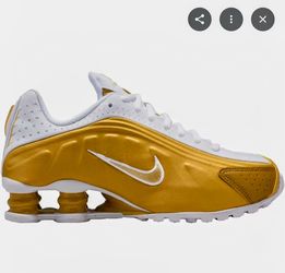 Nike Shox R4 Gold and White Sneakers