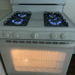 GAS STOVE 