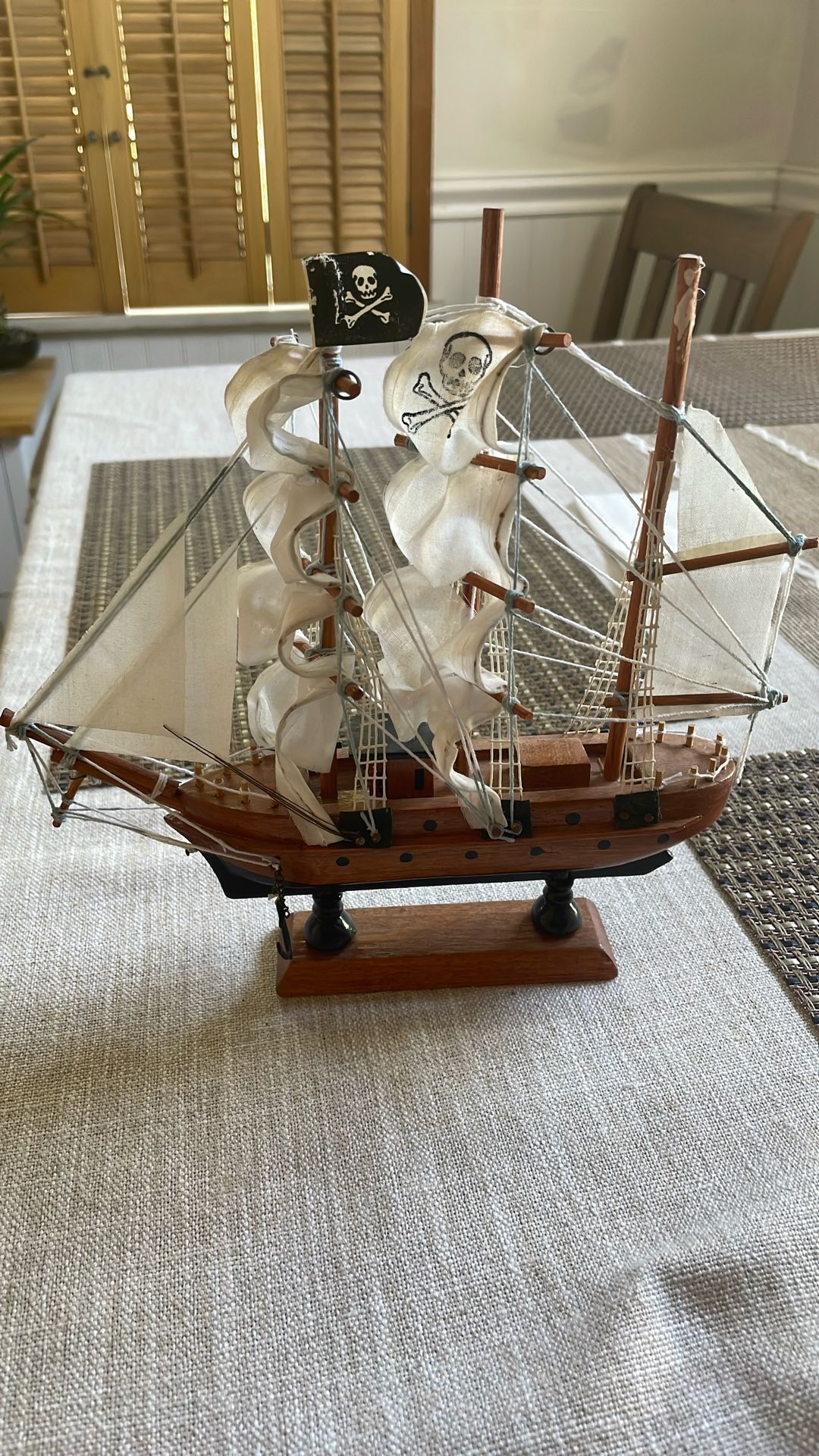 Small Model Ships 