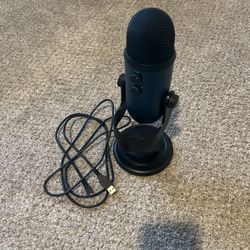 Logitech Blue Yeti Gaming and Recording Microphone, Teal