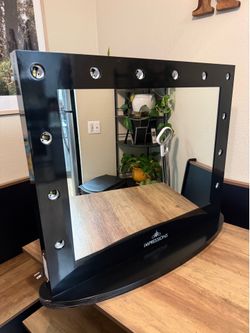 Vanity mirror by Impressions