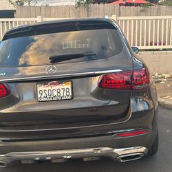 2021 Mercedes-Benz GLC 300