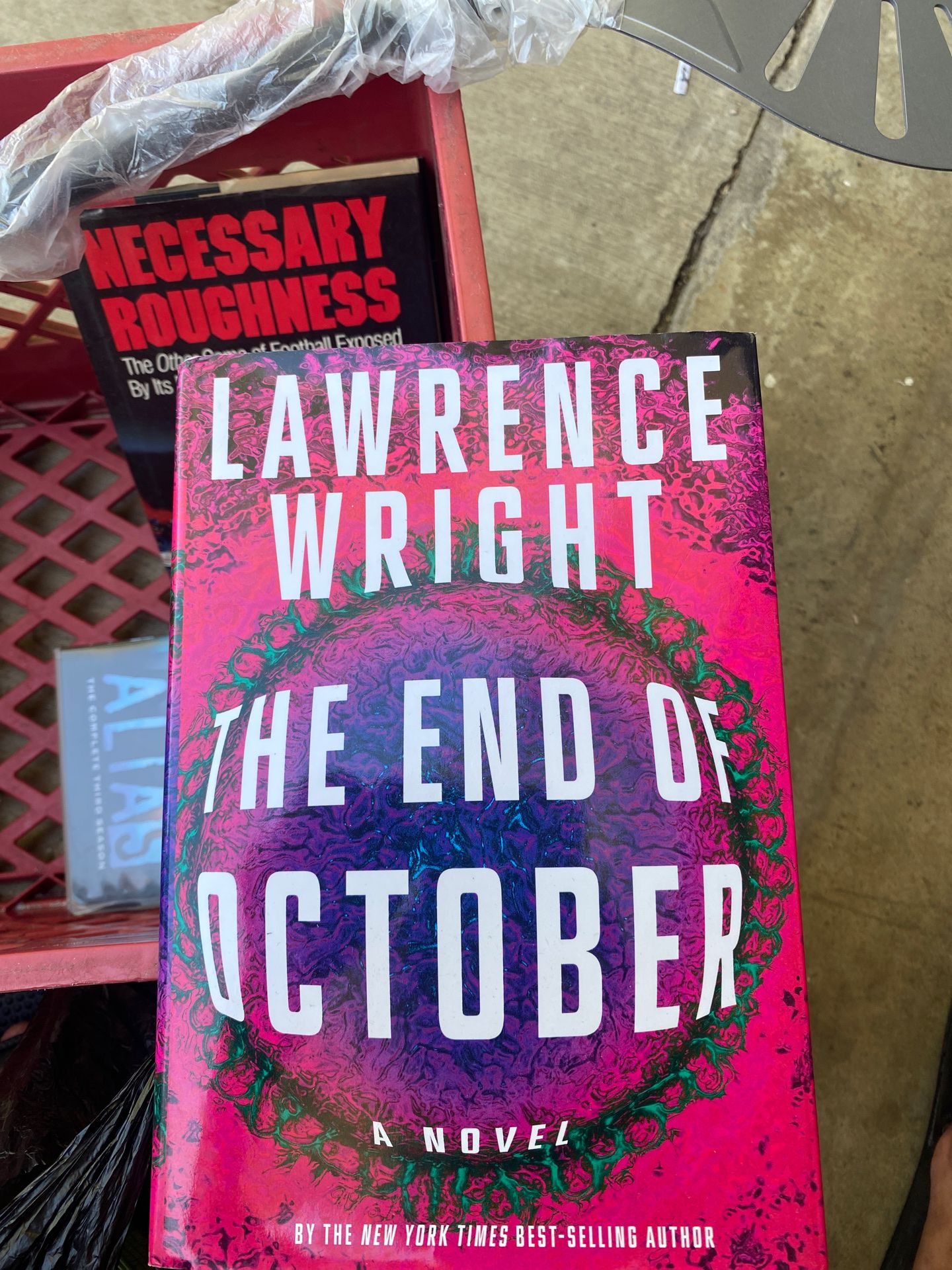The End of October : A novel