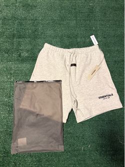 Light oat essentials shorts
