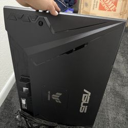 ASUS TUF GAMING monitor 32”