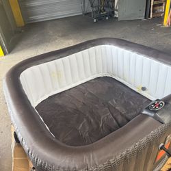 used RELXTIME 73-inch Inflatable Hot Tub for 4–6 People, Portable Outdoor Square Spa with 130 Massage Jets and Built-in Heating Pump