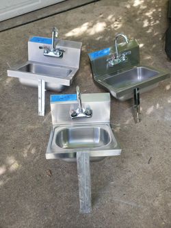 STAINLESS STEEL SINK with FAUCET