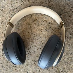 Studio3 Wireless Noise Cancelling On-Ear Headphones