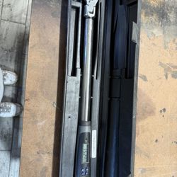Snap On 1/2 Torque Wrench