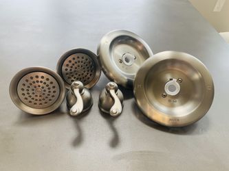 Moen Showerhead/Trim - Less Valve (2)