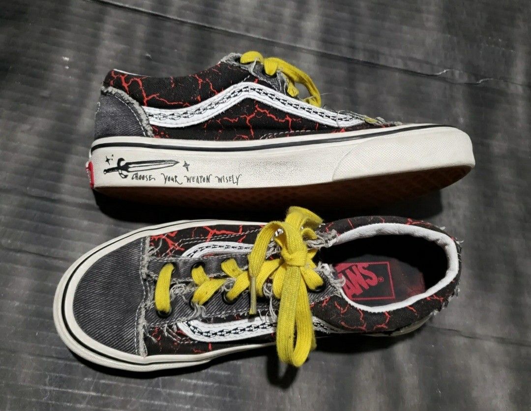 Vans Low Cut Stranger Things Sneakers Shoes Mens Size Womens