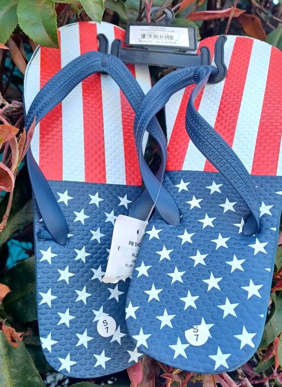 Independence Day,  4th Of July, Red, White & Blue Slippers, Flip Flops - Size S 7. Stars & stripes