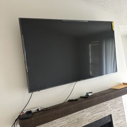 TV 65 Inches