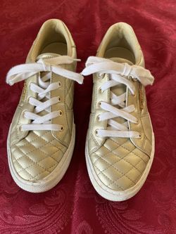 Guess gold fashion sneakers. Size 8. Cash only