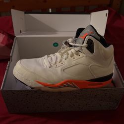 Shattered Backboard Jordan 5 