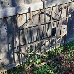 Iron old ( antique) gate from a Chicago home taken in 1961,but was with the home for years …OLD CHICAGO RELIC this gate came from a home that was bein