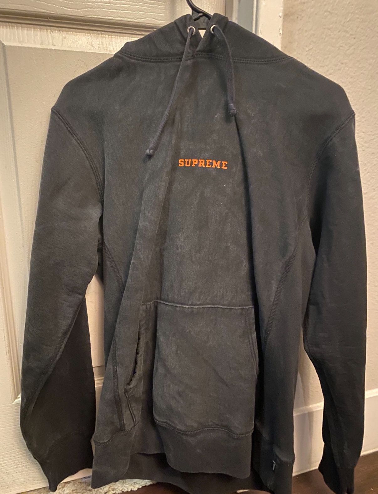 Supreme Black Small Logo Hoodie Mens Medium