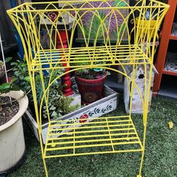 PLANT STAND
