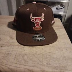 7 5/8 Mitchell & Ness