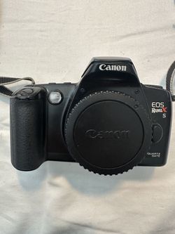 Canon EOS Rebel T6 DSLR Camera Body with Strap