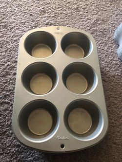 Muffin pans