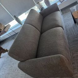 Used 3-piece sofa set. It has been kept in our showroom and barely used. Very clean and in great con