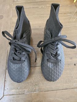 Dream PAIRS Soccer Cleats Kid's Size 13
