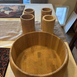 Vintage wood bowl and 4 cups 