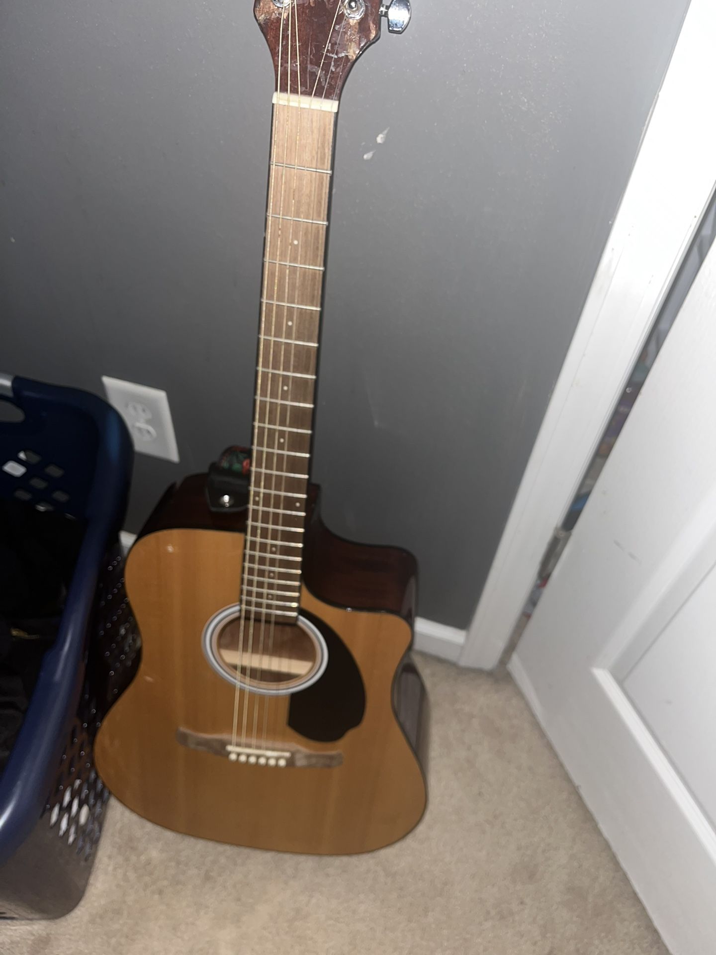 Guitar 6 String