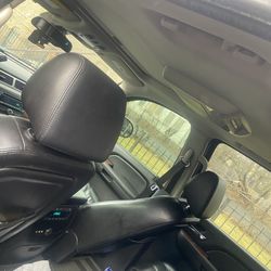 2007 Chevy Tahoe Fully Loaded 26” Rims 