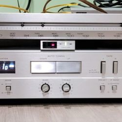 Kenwood KR-750 Vintage stereo Reciever Motorized Auto tune looks and sound great