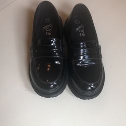 Girls Glossy Black Loafers Size 13