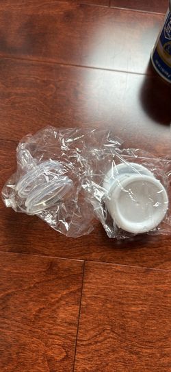 Dr brown’s size 2 nipple and bottle cover