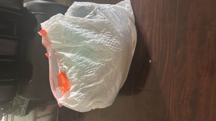 Women’s free clothes size small