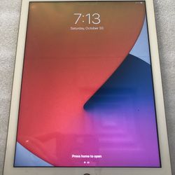 iPad 5th generation 32 GB unlocked great condition