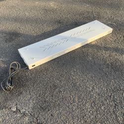 Sun Blaze T5 VHO 4-Bulb Grow Light (4 ft) – Needs New Bulbs