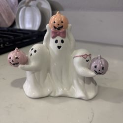 Girly Ghosts