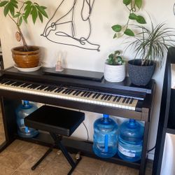 Roland HP130 Digital Piano
