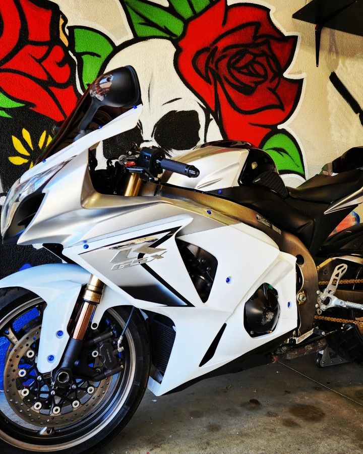 2011 suzuki gsxr 1000