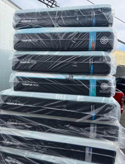 Brand New Tempurpedic Mattress For Sale! Luxebreeze/Luxeadapt/Probreeze/Proadapt| Delivered Free