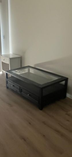 Coffee table gopd condition..