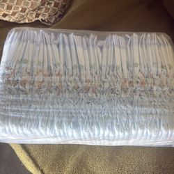 Size 4 pack of luvs diapers  7$