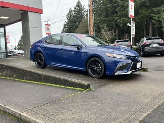 2024 Toyota Camry Hybrid