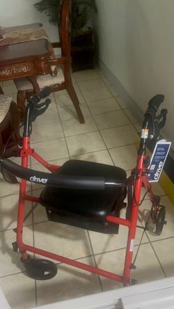 Andador Nuebo nunca usado