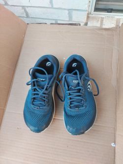 Topo Ultraventure 3 Women's Sneakers Shoes Size 39EU