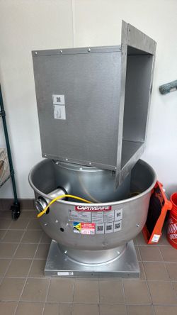 2 Power ventilator / exhaust air fans 250 each