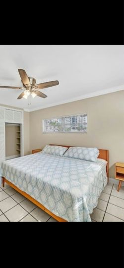King bed + Mattress